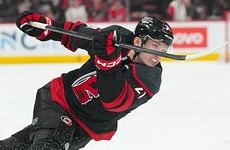 Российский игрок НХЛ получил травму после силового приема - «Хоккей»