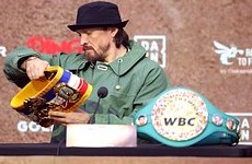 Усик объяснил отказ от чемпионских поясов - «Бокс и ММА»
