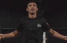 Абдуллаев нокаутировал соперника за 19 секунд и получил контракт UFC - «Бокс и ММА»