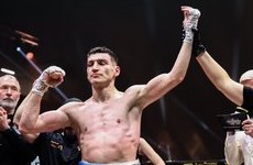 Агрба победил Абдуллаева и завоевал временный титул WBA - «Бокс и ММА»